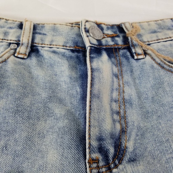 Indigo Rein Denim Shorts Juniors 1 Blue Jean High Rise Distressed Light Wash NWT - Picture 9 of 16